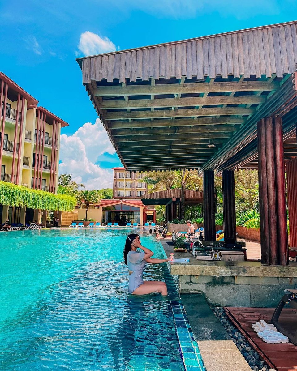 ideabox7's tweet image. 인생 선셋+조식+공항픽드롭까지 다 포함해서 1박 10만원도 안하는 #푸꾸옥리조트 추천😍 - ALLTHATTRAVEL - go.shr.lc/3QU2UWA