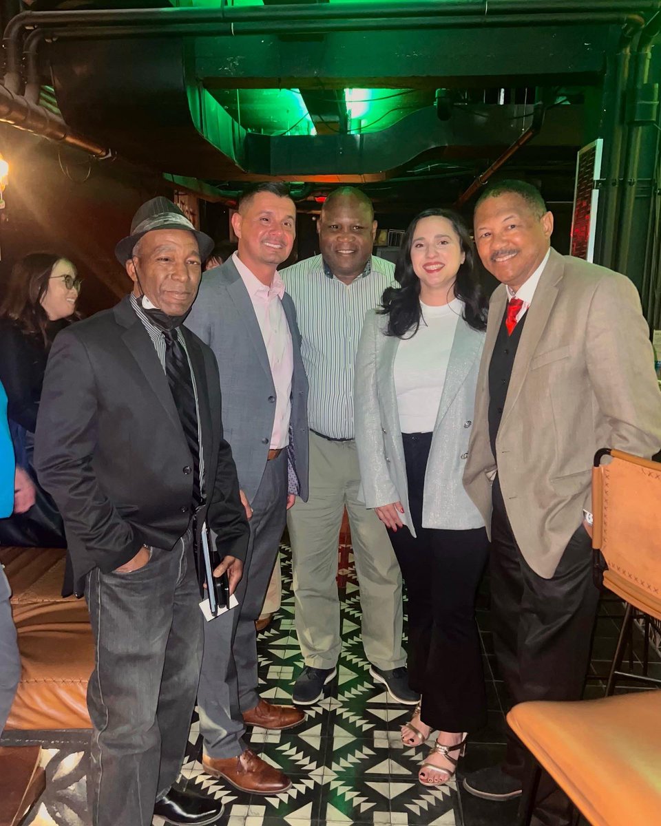 Thanks <a href="/barcoaphx/">BARCOA Agaveria</a> for hosting our campaign for a night with transit leaders! 

🚌🌱Tonight’s guests included pioneers for sustainable transportation in Phoenix, from engineers to architects, and they are voices I’m proud to have supporting my journey to Congress in #AZ03.