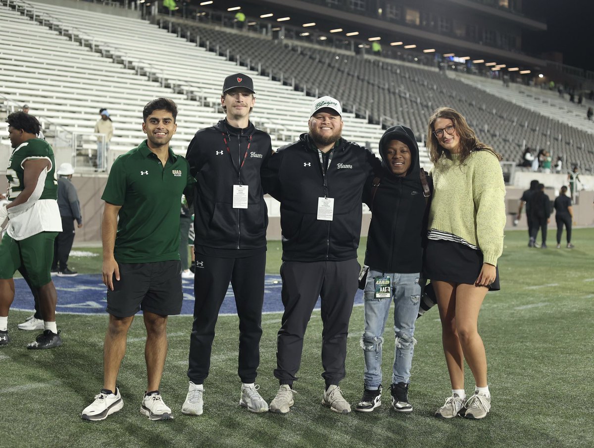 dustinwgunter's tweet photo. This week is bittersweet for me, as it’s my last week with @UAB_Athletics. I’ll always be grateful for this opportunity and the people I’ve met along the way. I’m proud of what we’ve built here, and I can’t wait to watch that growth continue. Looking forward to what’s next! ✌🏼 https://t.co/HzJHOrr3Mb