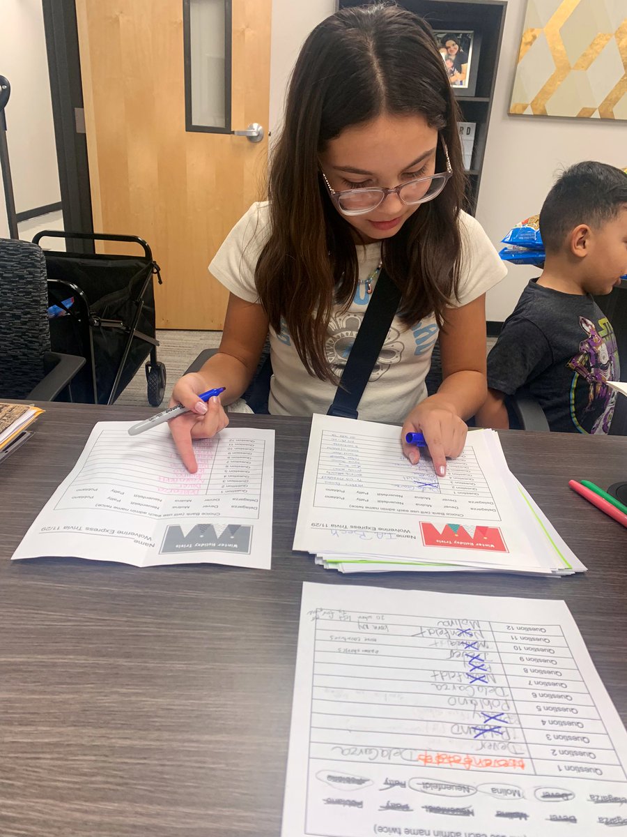 PoblanoV's tweet photo. I had to call in a special trivia grader tonight that I knew would take her time and would not have any mistakes. She told me that half of the pile needed to do corrections ππππ
#WolverineExpress
#NameThatAdmin
#Simba
#SharksStingraysDolphins https://t.co/4pxb040Rk8
