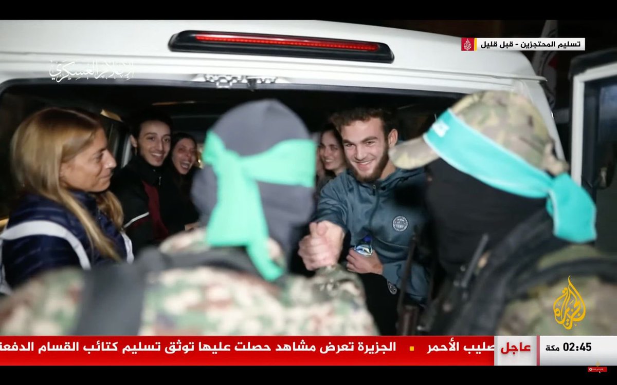 andalus717's tweet photo. @jacksonhinkle Four pictures destroy all Israeli propaganda https://t.co/CBrLuYJARG