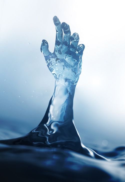 rhpeiris's tweet photo. Be like water, my friend. It flows and adapts to any shape and circumstance. It nourishes and cleanses, but also erodes and destroys. It is gentle and powerful, calm and restless, clear and murky. It is the source of life and the symbol of change.
#quoteoftheday https://t.co/m4okb6Vehv
