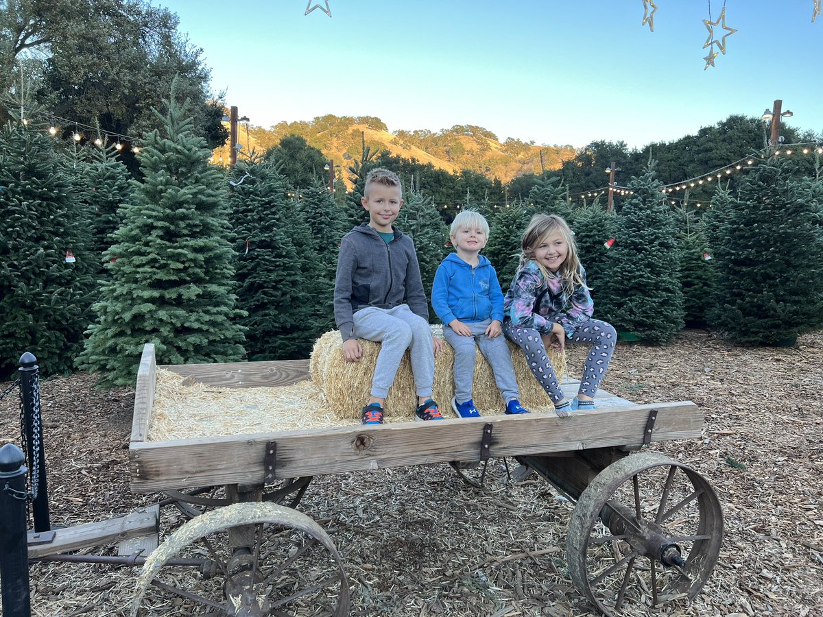 Jonathan Eagan tweet media