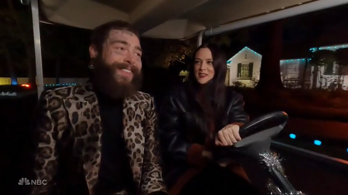keoughphotos's tweet photo. Just Riley Keough driving Post Malone around Graceland https://t.co/hA4mkstNhR