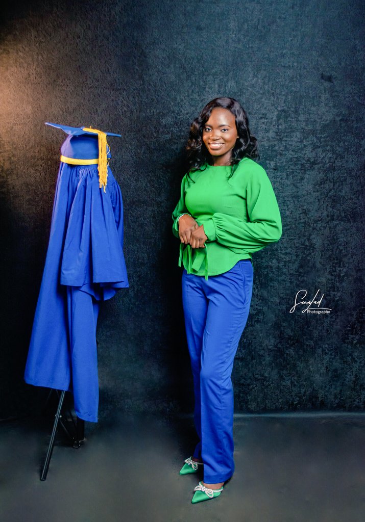 Mary_Awe1's tweet photo. November Dump
I officially graduated with a 4.22/5.0 Bachelor of Technology in Computer Science (Cybersecurity option) on November 17, 2023 from @FUTAkure.
Cheers to new beginnings! #cybersecurityjourney #Grandezaclass21
#Futa33rdConvocation
#GratefulHeart https://t.co/LmCrdZr5vq