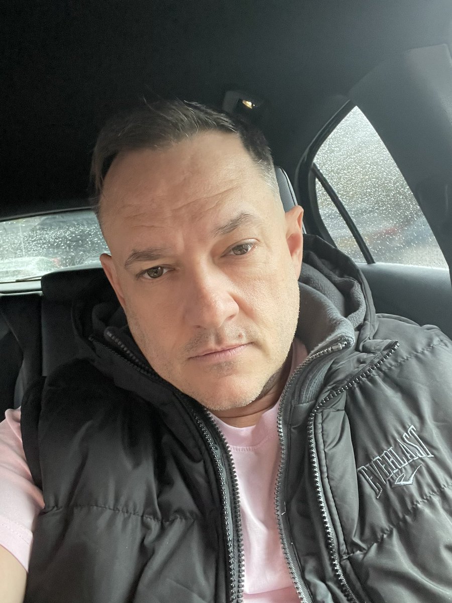 4 months today since I last had any alcohol,

Feeling the best I ever have mentally and health wise than I can remember.

Anyone can over come anything in life if you channel all your energy into change remember that no matter what you need to over come.

🎉🙏