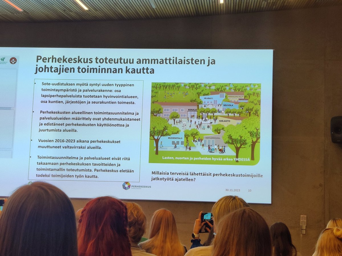 LaruSuvi's tweet photo. Perhekeskuskonferenssin terveiset päättäjille:annetaan perheiden tarpeiden näkyä palveluissa.Pohdittavaksi:kuinka perheiden tarpeet&amp;perhekeskukset näkyy ammattilaisten jokapäiväisessä työssä?@Perheetkeskioon @THLorg #perhekeskuskonferenssi2023 @lastensuojeluKL #parisuhdeverkosto https://t.co/HC7WO1jtVS