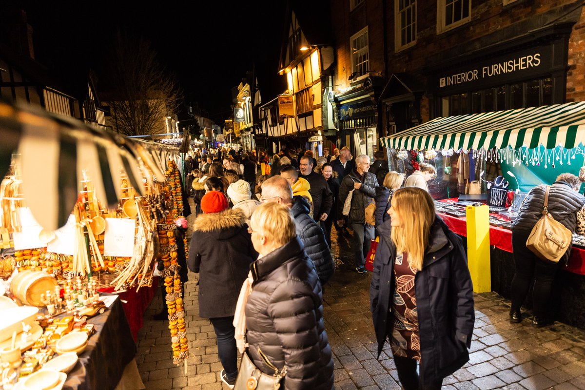 THE FAYRE IS NOW OPEN! 🎠🎅 Make sure to come and join us for a festive day out from Thurs 30th Nov - Sunday 3rd Dec! For further detailed information and opening times visit, bit.ly/47kKZ2t #worcestershirehour