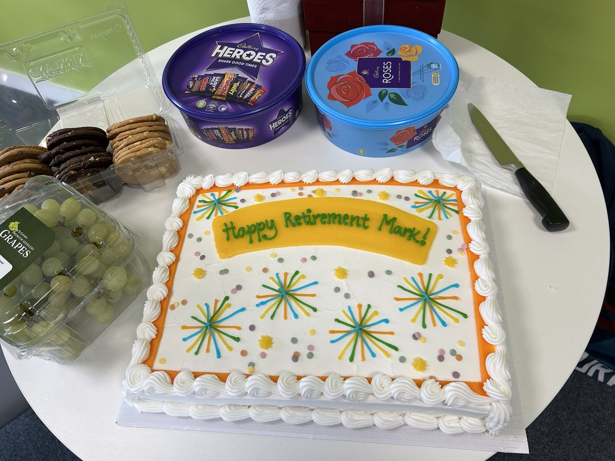 NicolaH17977051's tweet photo. Happy retirement to the legend Mark Tomlin! Thank you for everything you’ve done for @UHSPharmacyTeam  and the profession over the years! https://t.co/QsOOSJKnrb