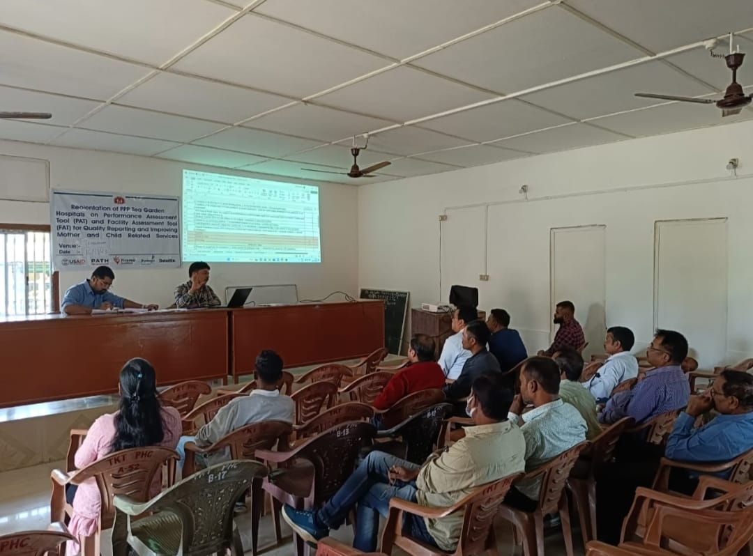 NHMDibrugarh's tweet photo. Reorientation of assessment tools (PAT and FAT) by the Health department along with the Piramal Swasthya - SAKSHAM team for the tea garden facilities for quality reporting and improving MCH services. @nhm_assam @PiramalS @USAID https://t.co/jn2LQ22Tpc