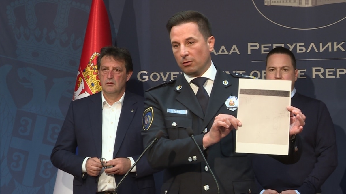 Pre skoro sedam meseci Veselin Milić na konferenciji za medije, javno je pokazao spisak dece iz Ribnikara koje je ubica planirao da ubije.

Posle više meseci istrage MUP i Tužilaštvo još uvek nisu utvrdili ko je objavio spisak.

Ko nas je kleo nije dangubio!