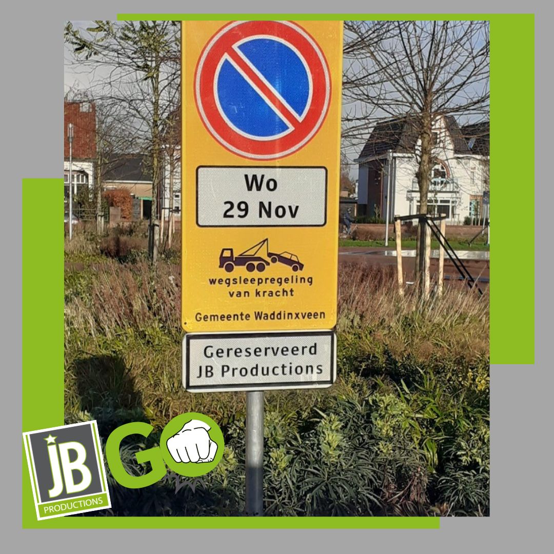 JB GO 👊 'KijkjeMee bij JB'

Hoe goed geregeld was dit voor Piet Paco in Waddinxveen..
Bij aankomst zag Piet Paco zijn gereserveerde parkeerplaats. Hij kon met een gerust hart zijn Sinterklaasvoorstelling verzorgen.
#Sinterklaas2023 #ParkerenDoeJeZo #JBGO