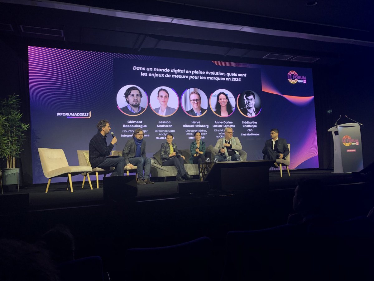 decampisa's tweet photo. ⁦@AllianceDigital⁩ @solocal #ForumAD2023 . dans un monde digital en pleine évolution,quels sont les enjeux de mesure pour les marques en 2024 . Magnifique plateau d’annonceurs pour y répondre . https://t.co/AE7nPVgLK1