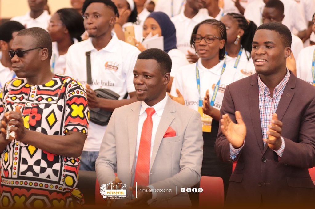 aiesecintogo's tweet photo. LE MIABÉ POTENTIEL 2023 BAT SON PLEIN
Le séminaire #MiabéPotentiel2023 a débuté avec enthousiasme hier.
Restez connecté pour explorer d'avantage cette aventure enrichissante.
#Day0 #NTMSDéfalé23 #AiTConference #mcwiniga #DiversitéCulturelle #AIESECTogo #Défale https://t.co/7vtcfnp69Y