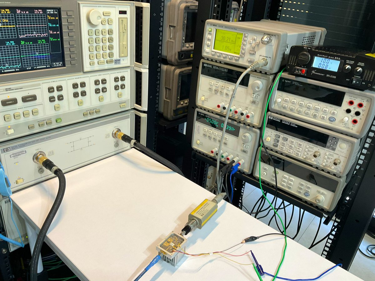 Testing the new 1W PA 10GHz from EA4BFK. Great for tropo, beacons and to drive more large SSPA’s. #hamradio #ghz_bands