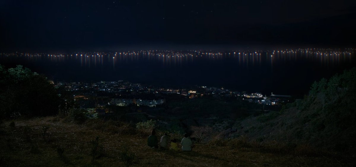kdramabreak's tweet photo. Finally watched #OurBlues, cant say anything but a masterpiece. Great acting, great writing, great cinematography, great ost. Every story fits perfectly and arranged smoothly feeling connected to one another. Of course every story made me cry a river too 
Super recommend 🖤 https://t.co/nzlZWaJAiJ