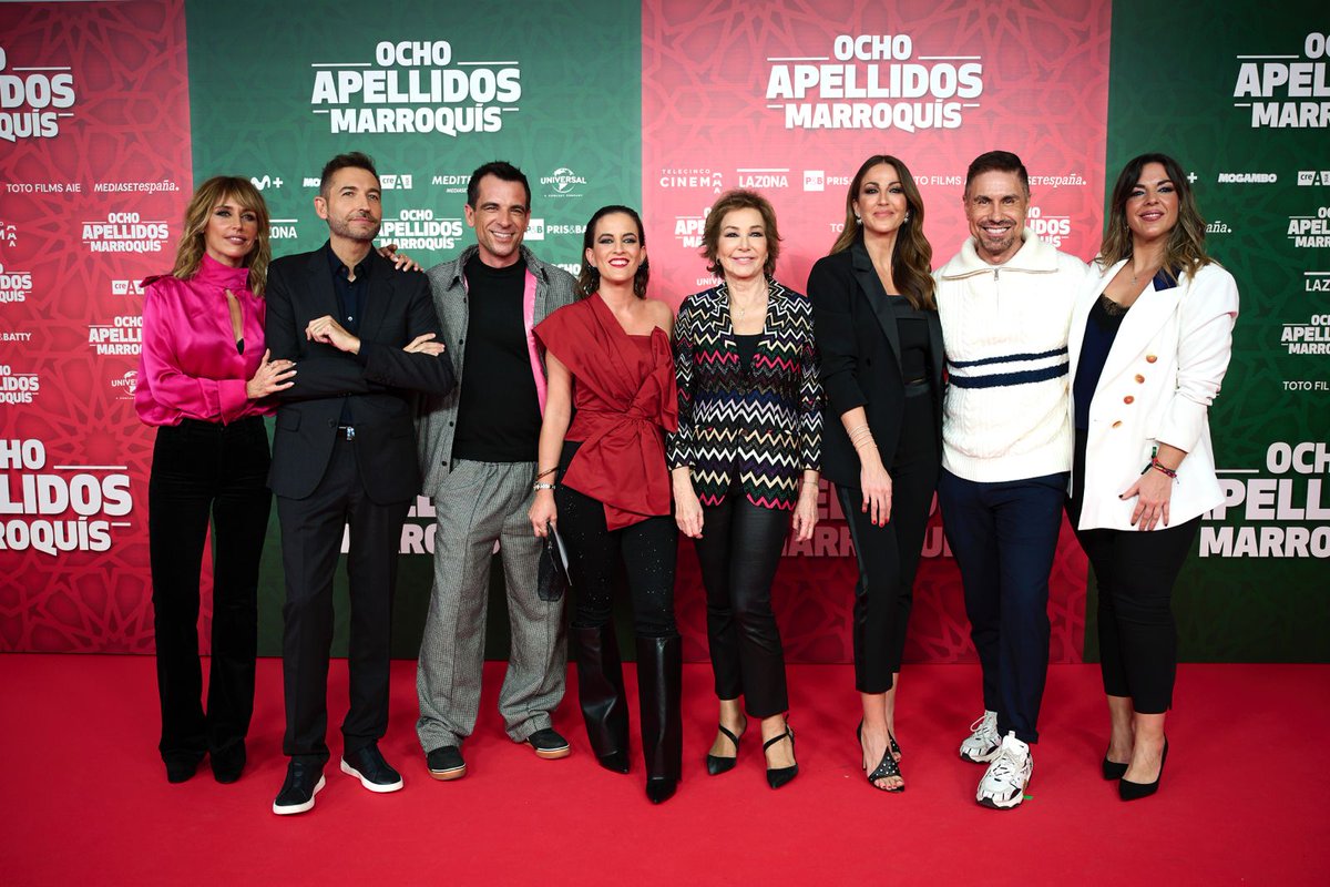 Ayer fue el estreno de la película 'Ocho apellidos marroquís' y Unicorn Content estuvo presente en la multitudinaria alfombra roja.

✨️<a href="/anarosaq/">Ana Rosa Quintana</a>, <a href="/EmmaGarciaWeb/">Emma García Web</a>, <a href="/barchidona/">Bea Archidona</a>, <a href="/Frank_Blanco/">Frank Blanco</a>, <a href="/AdriDorronsoro/">Adriana Dorronsoro</a>, <a href="/soyleticiaconc/">~Leticia•Requejo~</a>, <a href="/JorgePerezLuque/">Jorge Luque</a> y Miguel Ángel Nicolás no quisieron