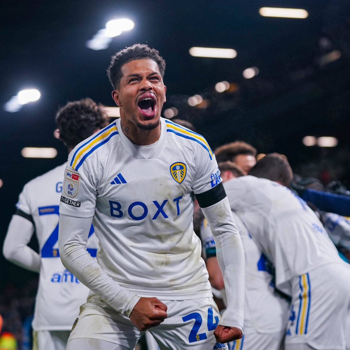 Thoughts on last night's performance? 👇