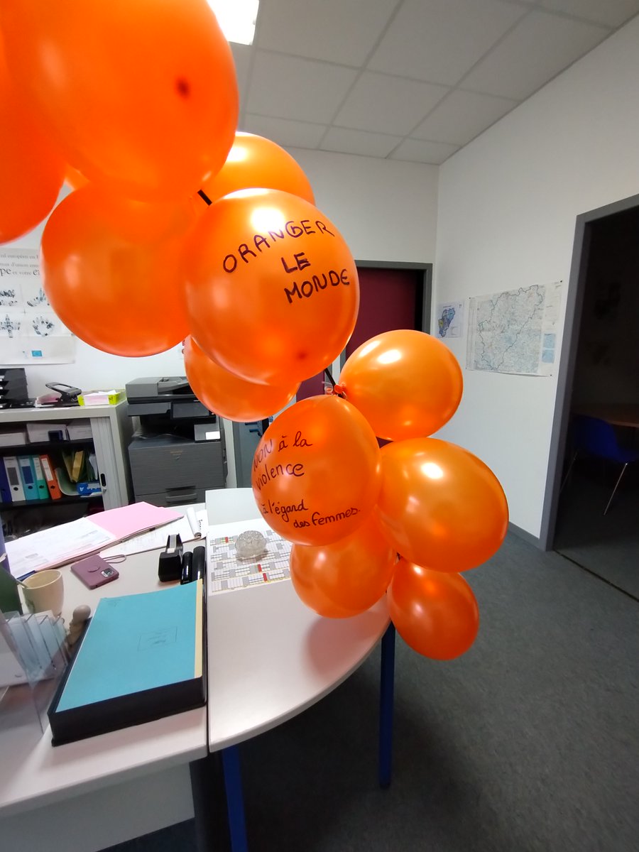 MLArcCharente's tweet image. La Mission Locale Arc Charente en orange !

Restons tous unis contre les violences !

#OrangerLeMonde #25Nov #IDEVAW