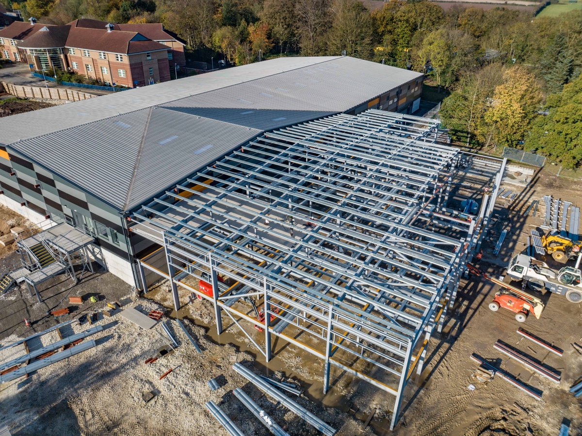 AshcourtGroup's tweet photo. Following the success of the Day Surgery Unit at Castle Hill, works have now commenced on phases 2 and 3 for the project🏥
#NHSproject #construction https://t.co/WpnoKqMhUE