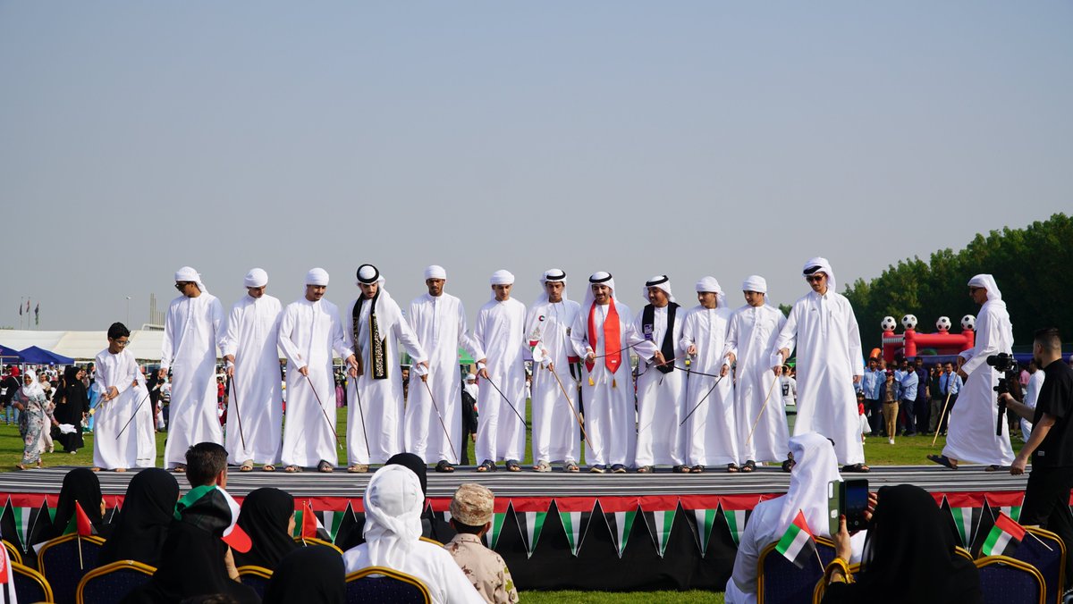 AISsharjah's tweet image. We are very proud of our amazingly talented students for their incredible performances at the UAE National Day celebrations. The students showcased the richness of Emirati culture and their dedication to making the event unforgettable. 🇦🇪

#AISCommunity #AISEvents