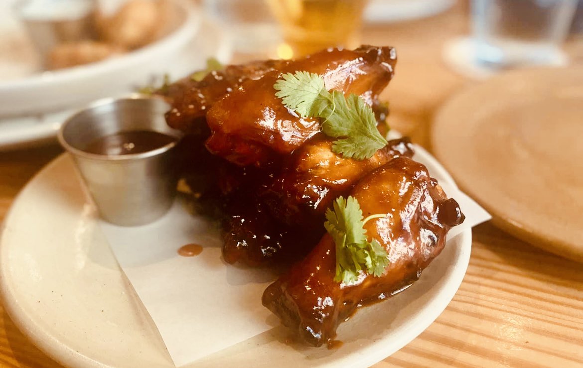 TheFoodie8's tweet photo. #ThaiChiliWings #BarBites #FullOfFlavor #EatPGH #TrueCooks ππππππππ https://t.co/z44mYaEuaK