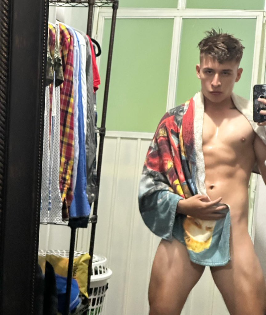 Brandv22's tweet photo. @matheuszambelly Sígueme en X para ver más contenido pronto 🙈🔥🥵😏 https://t.co/5HcZhI55fh