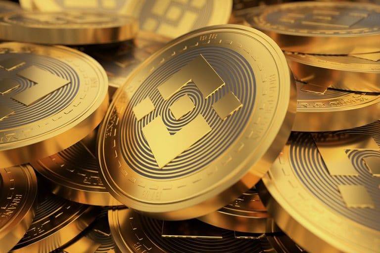 GiangCrypto998's tweet photo. #Binance chính thức gỡ bỏ #stablecoin #BUSD từ ngày 15/12

Binance sẽ “phong sát” đồng stablecoin BUSD trong vài ngày tới, sau gần một năm bị chính quyền Mỹ sờ gáy.

#Binance sẽ chính thức ngừng hỗ trợ #BUSD từ ngày 15/12 tới đây, sau khi nhà phát hành Paxos bị buộc dừng phát hành và cắt đứt quan hệ với Binance.

Binance vào tháng 8 đã bắt đầu có động thái “thoát ly” nền tảng của mình khỏi dần stablecoin BUSD. Lúc bấy giờ, sàn kêu gọi khách hàng chuyển đổi BUSD sang các stablecoin khác, khuyến khích #FDUSD với chương trình miễn phí giao dịch. 

Binance sẽ tạm dừng rút BUSD từ ngày 31/12 và mọi số dư còn lại tại thời điểm đó sẽ được tự động chuyển đổi thành #FDUSD, đồng stablecoin do PayPal và Paxos chung tay phát hành hồi tháng 08/2023.

Thông báo từ sàn có nội dung như sau:

"Paxos sẽ vẫn hỗ trợ BUSD cho đến ít nhất là tháng 02/2024.”

BUSD là “đứa con chung” của Binance và Paxos, được ra mắt lần đầu tiên vào năm 2019. Ở thời kỳ đỉnh cao, token này từng lọt top 3 stablecoin lớn mạnh nhất trên thị trường với tổng cung lên đến hơn 23 tỷ USD.