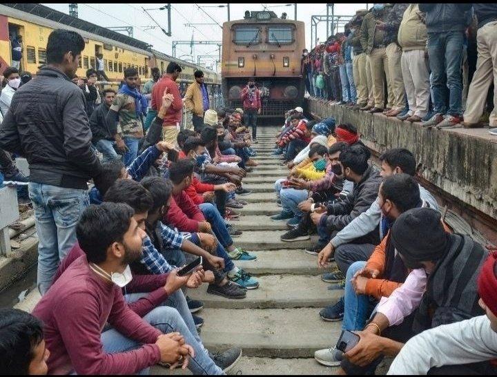 RAKESH YADAV🇮🇳 (@rypofficial) on Twitter photo No new recruitment in last 5 years, Last exams conducted...🙏
<a href="/AshwiniVaishnaw/">Ashwini Vaishnaw</a>
<a href="/narendramodi/">Narendra Modi</a> @IamAMITkumar83
#Modiji_Railway_Vacancy_Do No new recruitment in last 5 years, Last exams conducted...🙏
<a href="/AshwiniVaishnaw/">Ashwini Vaishnaw</a>
<a href="/narendramodi/">Narendra Modi</a> @IamAMITkumar83
#Modiji_Railway_Vacancy_Do