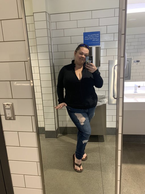 Time to play kick balls😂😂  Ball busting cbt Findom https://t.co/w0d2F9iEl7