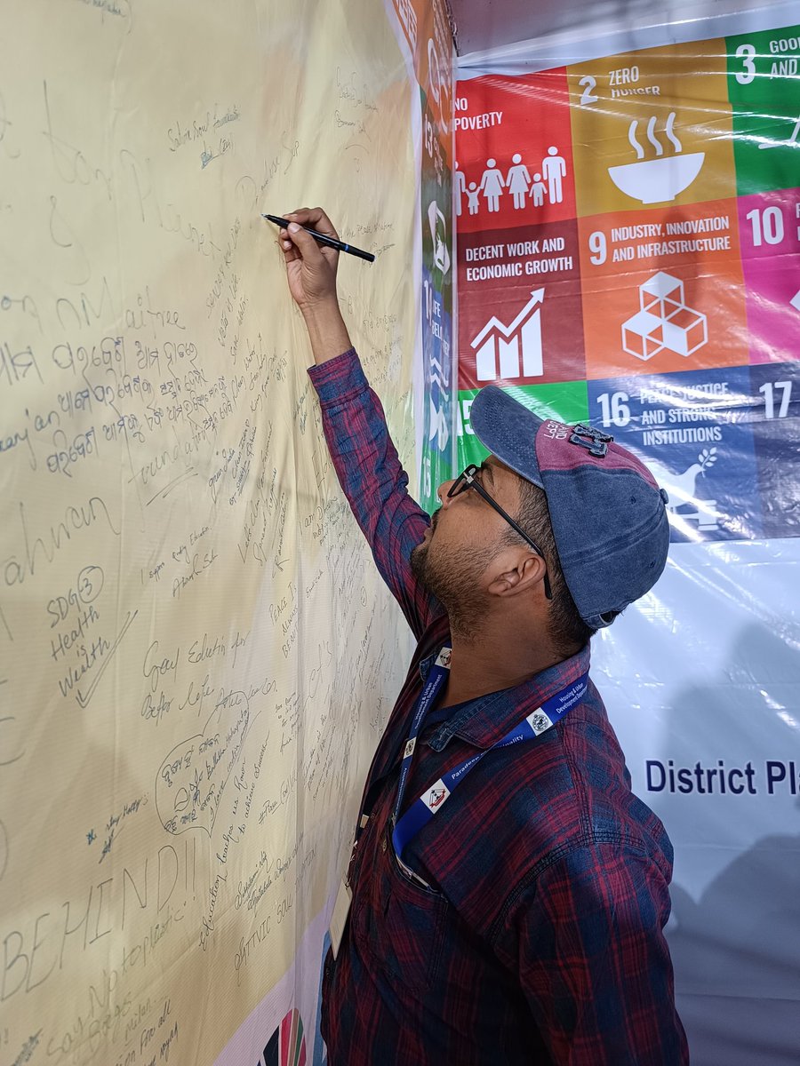 itsBiswajeet's tweet photo. Signature campaign at @SDGOdisha stall KalingaBaliyatra,@paradipport
Organized by District Planning &Monitoring Unit, Jagatsinghpur.
#LocalisingSDGs
#Sdg4Odisha
@CollectorJspur
@PCDept_Odisha
@PdpMnc_2002
@PdpMnc_2002
@SDGOdisha
@PradeepJenaIAS
@achyuta_samanta
@AdhikariBN https://t.co/9qQPTB3Q65