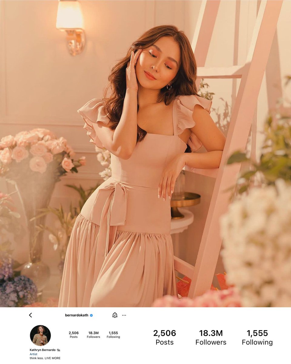 OfficialKBB's tweet photo. Happy 18.3M followers on Instagram, @bernardokath! We hope to see you soon! 🎄🥳💖 

#KathrynBernardo https://t.co/uuD5934kzp