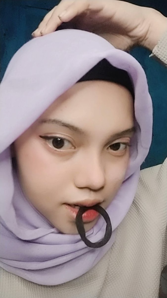 OurDaisie's tweet photo. Cwe na nagi ( fem hijab! reo )
#anisd #aniselcaday https://t.co/c3Pi2F768G