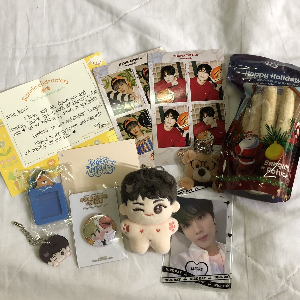 dohyuckarts's tweet photo. π¦ new mail arrived ! ~ #dohyuckartmails
~ hi andy @hrenmails !! renjunnie arrived safely!!! ang cute niya please plus natunog pala siya huhuhu and the freebies thank you sm!! until next transaction π€
t. #andyfeeds https://t.co/Sya1etaECb