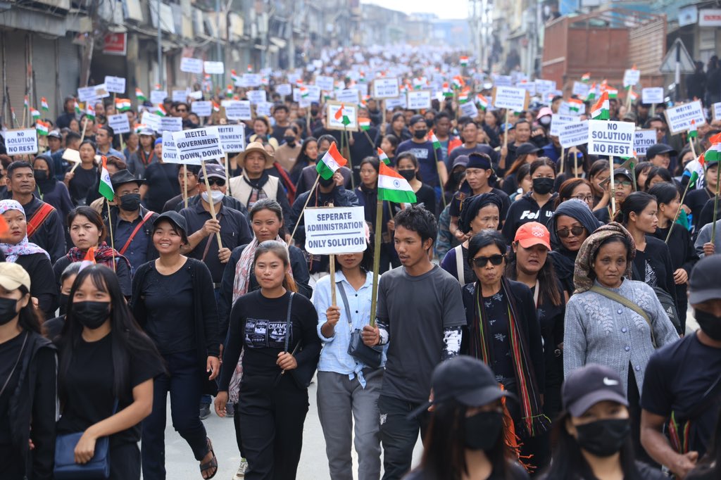 #SeparateAdministrationOnlySolution 
Nation wide rally across the country.
Here’s a glimpse of rally at Lamka-Songpi.Demand for #SeparateAdministration for the #Kuki_Zo community 
Dear Indians,Do hear our cry.
We are Indians like everybody else.

Our story is not just one of…