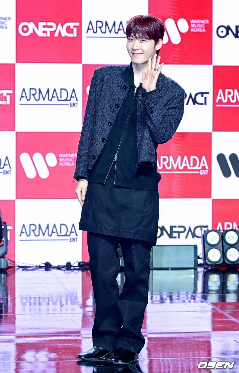 osmlogs's tweet image. seongmin press pictures from the media showcase

#ONEPACT #원팩트 #SEONGMIN #성민 #OHSEONGMIN #오성민