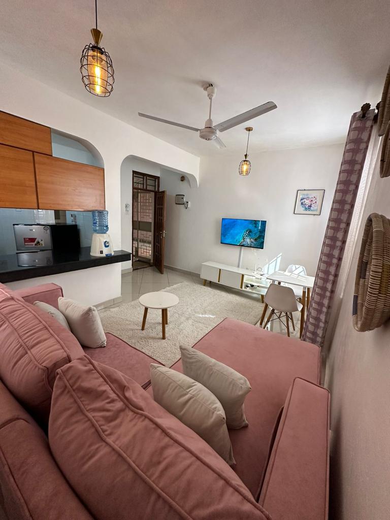 CarenBnbs's tweet photo. My name is Prudence your reliable Airbnb plug in Mombasa and Nairobi call/WhatsApp on 0796827076
#prudence #airbnbplug https://t.co/DR1Xw4kab4