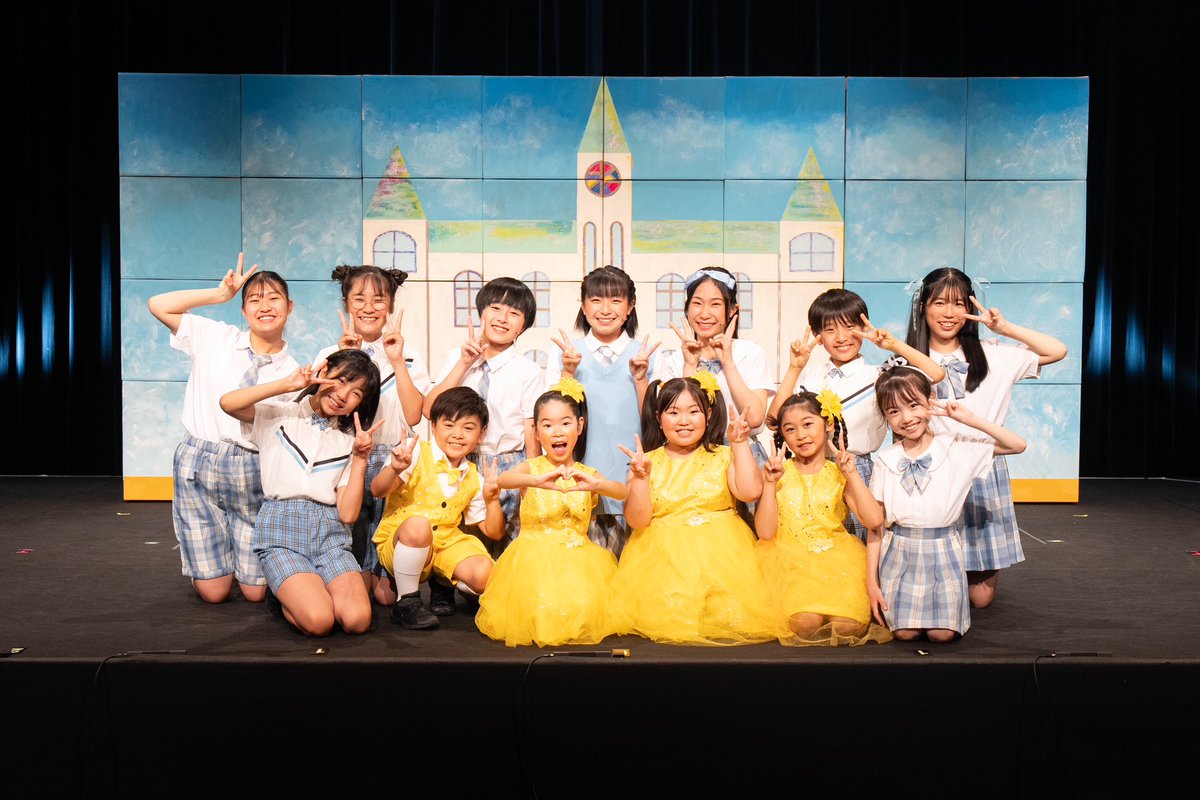 o_u_project's tweet photo. 【集合写真】
Aチームも
Bチームも
それぞれの個性が輝いていて
とても素敵でした。
#ハローララバイ2023 https://t.co/djjV0iTMpY