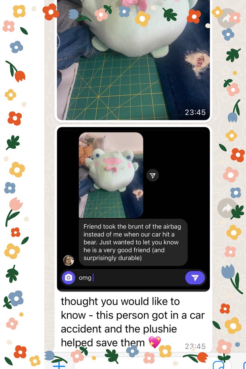 HengboJack's tweet photo. My guest sent me a photo telling me that the frog we made might have played a role in a car accident!
Amazing! I never thought the toys we made would actually work like this! It‘s not only friend frog,lucky frog.get one from @rainylune😂
#plushies #customplushies #customplushtoy https://t.co/9gU7WvgYpa