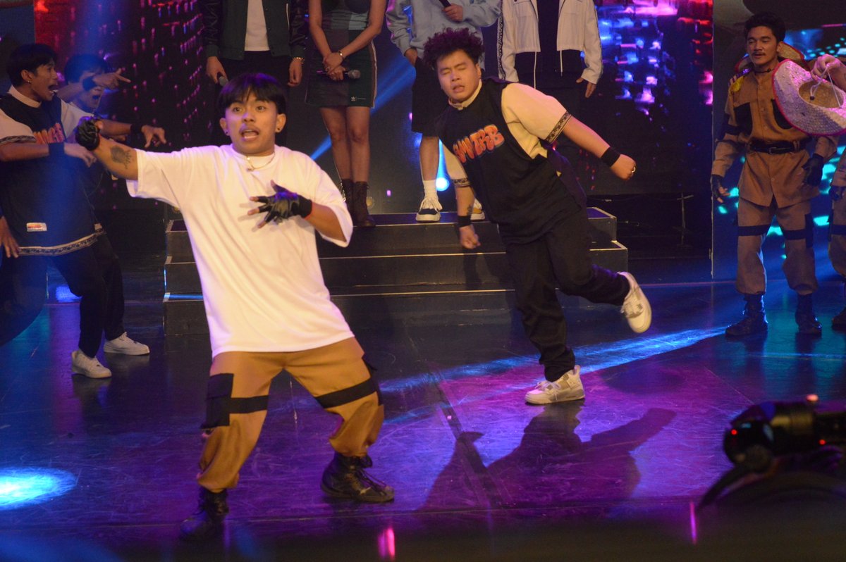 itsShowtimeNa's tweet photo. 🪩Hatawan On One, HUMAN TRIBE vs P-SQUAD! #NiceShowtime

Subscribe, follow and watch us LIVE Mon to Fri 11:30am, Sat 12nn! 

https://t.co/W1mh9WUTOO
https://t.co/dXDilm976e
https://t.co/kJcqr7VPM7 https://t.co/2blecYno7s