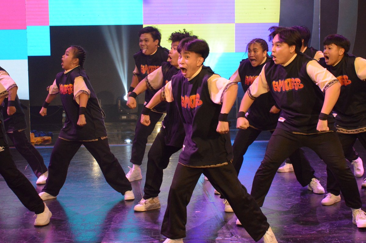 itsShowtimeNa's tweet photo. 🪩Showdance with HUMAN TRIBE! #NiceShowtime 

Subscribe, follow and watch us LIVE Mon to Fri 11:30am, Sat 12nn!   

https://t.co/W1mh9WUTOO https://t.co/dXDilm976e https://t.co/kJcqr7VPM7 https://t.co/L7M4oDzo8Z