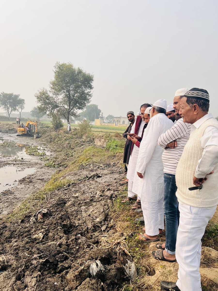 khan4m786's tweet photo. Water pond work under progress at our village https://t.co/r79Tgddae3