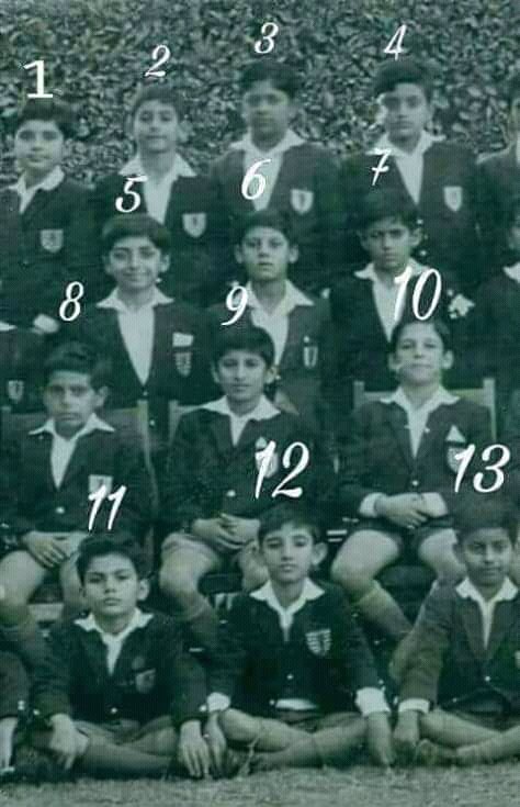 ان بچوں میں خان صاحب کون سے نمبر والے ہیں 

صحیح جواب دینے والے کو ،،،،،، کیا جائے گا😂🙌