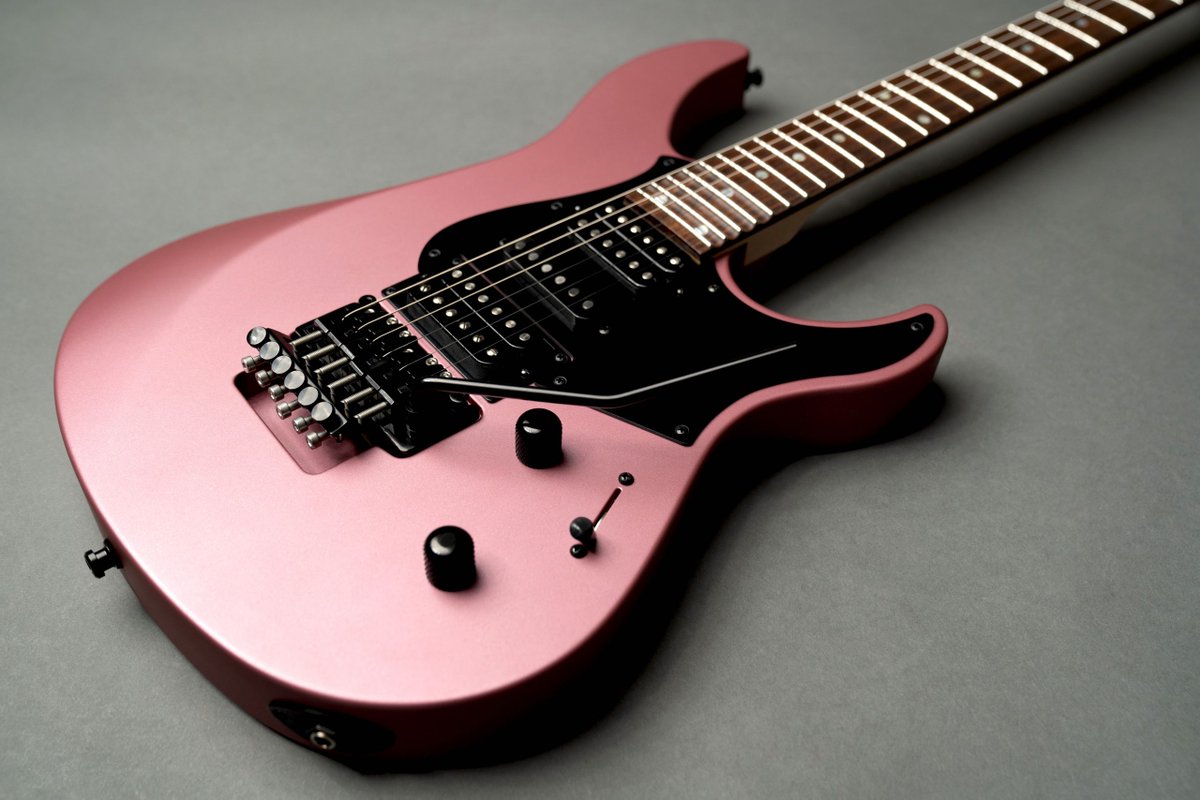 yamahaguitar_jp's tweet photo. #PacificaOfTheWeek
#9 YDG
PACIFICAを開発したカルフォルニア YGD(Yamaha Guitar Development)は
アーティスト用特製モデル・製品開発を行っています。
HPでプロトタイプや特製品・それぞれの開発秘話などをお読みいただけます。
https://t.co/gdaN1yPU2D
...来週に続く
#MyPacifica https://t.co/yNynzTIOPe