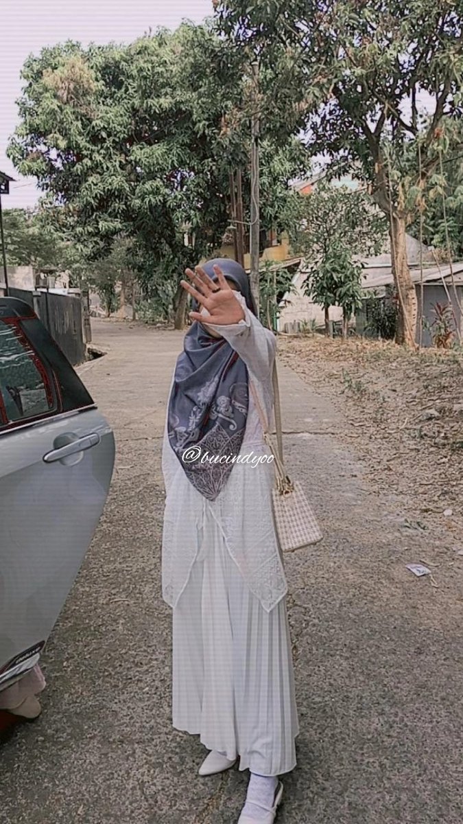 niar 🌸 tweet media