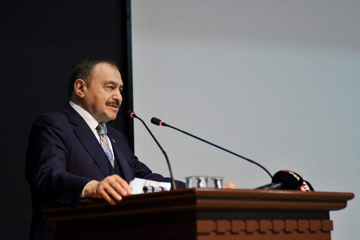 adyu2006's tweet photo. Üniversitemiz ev sahipliğinde düzenlenen ve geniş bir katılıma sahne olan "Bilimle Afetsiz Bir Geleceğe" temalı Deprem Çalıştayı, açılış konuşmalarının akabinde alanında uzman akademisyenlerin konuşmalarıyla devam ediyor👥
@mehmetkelles
#Adyu
#deprem
#Çalıştay
@VeyselEroglu https://t.co/Oub2seq7rb
