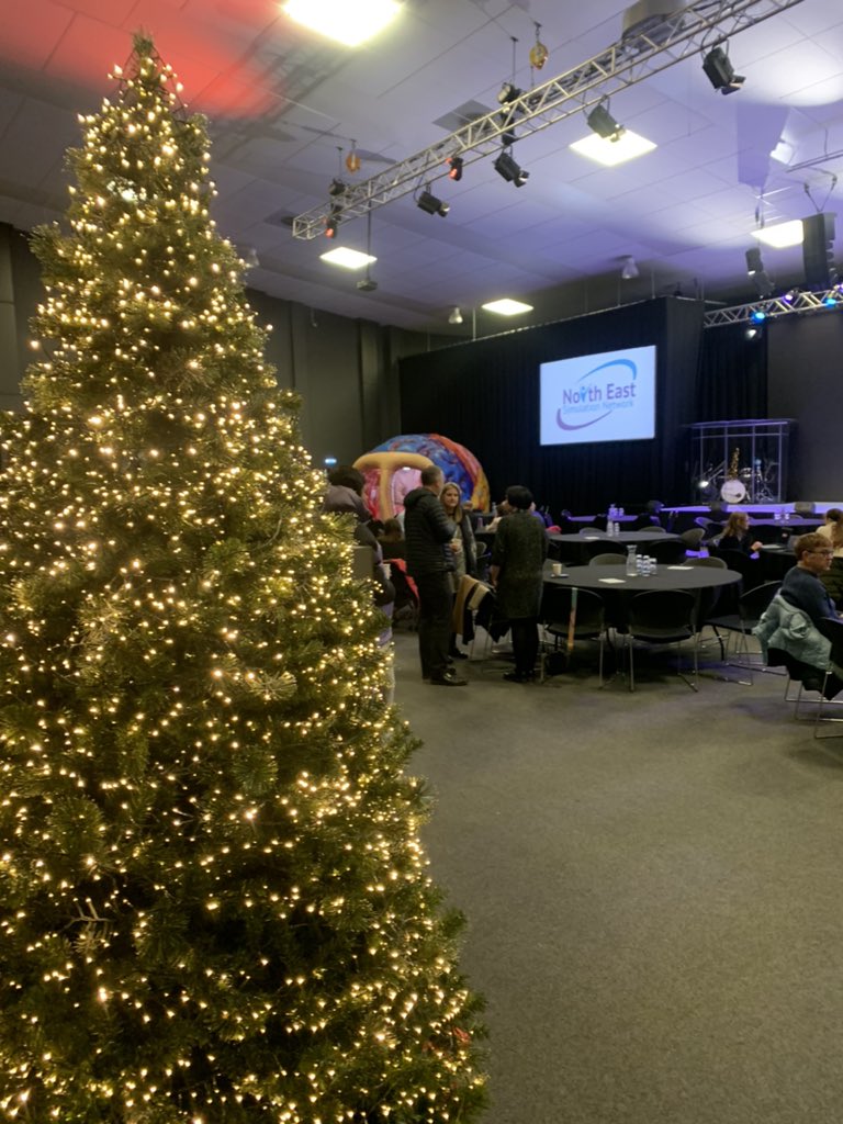 fix_psych's tweet photo. A Christmas feel at #UKNESN23 showcasing work done on #delirium @TEWV  @MADEinMelissa @deliriumkrish  #icanpreventdelirium https://t.co/TkL5KUm827