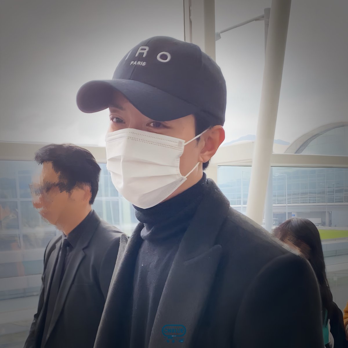 231130 #이정신 홍콩공항 입국 *ˊᵕˋ)♡︎ #THEBUDDY #팬미팅 #홍콩 #이정신 #LEEJUNGSHIN #CNBLUE #씨엔블루 #シーエヌブルー