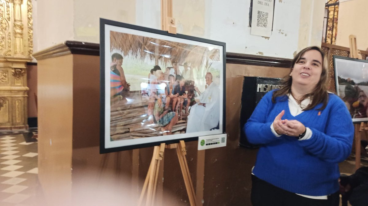 El miércoles, 29 de noviembre, estuvieron con nosotros Belén y Naiara, de Misioneros Dominicos - Selvas Amazónicas. Estuvieron hablándonos de lo que es esta institución de Misioneros Dominicos y  de los lugares en los que se trabajaba para ser voz de los que no tienen voz.