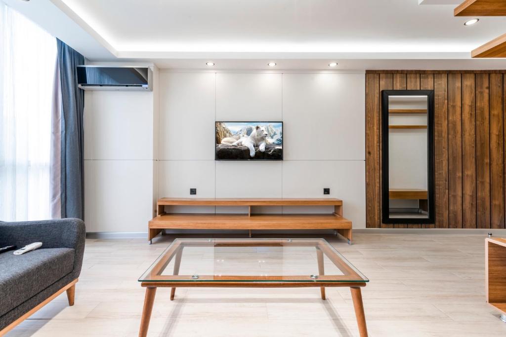 Maa Hotel & Suites tweet media